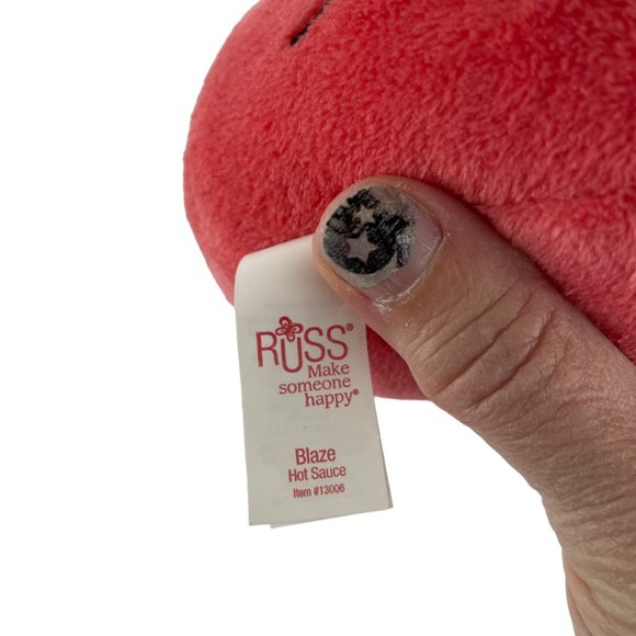 Russ Blaze Hot Sauce Plush 7 Inch Snackeez Stuffed Toy Red Chili Pepper Kawaii - Picture 4 of 5